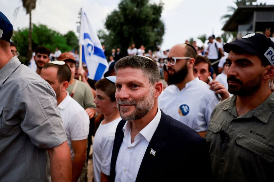 Dutch imposes travel bans on Israeli ministers